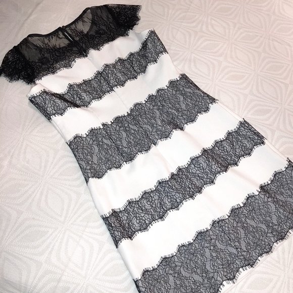 White House Black Market Dresses & Skirts - WHBM WHITE DRESS with BLACK LACE ACCENTS SIZE 0